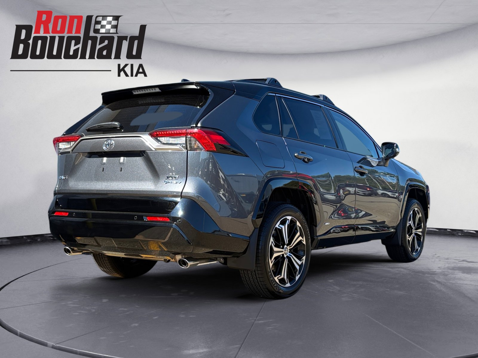 2025 Toyota RAV4 Prime XSE Premium photo 2