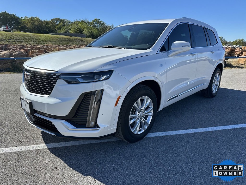 2025 Cadillac XT6 Luxury
