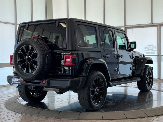 2022 Jeep Wrangler Unlimited Sahara 4xe photo 5
