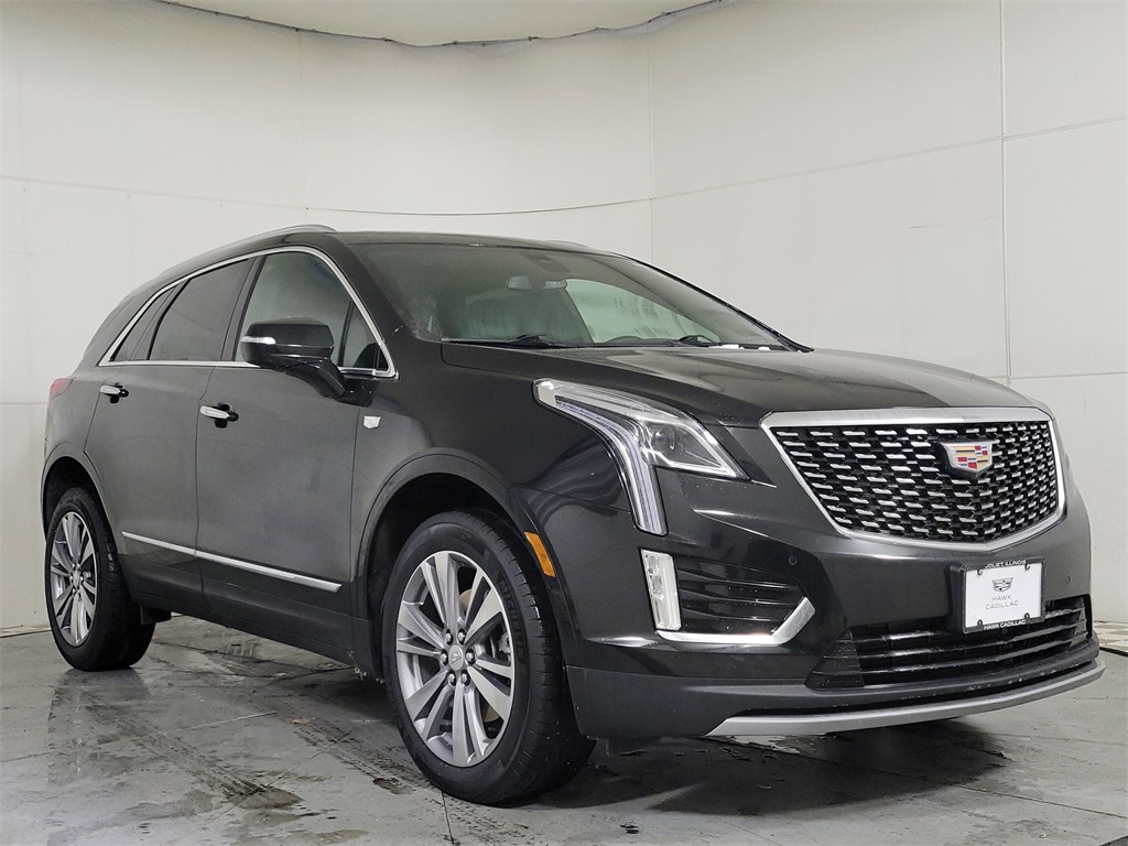 2025 CADILLAC XT5 - Image 2