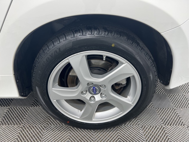 2013 Volvo S60 T5 Premier photo 10