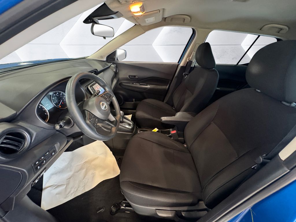 2023 Nissan Kicks S photo 7