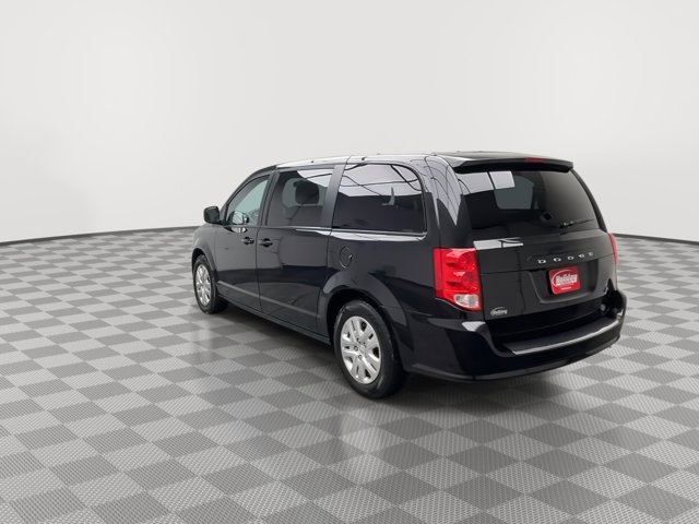 Used 2018 Dodge Grand Caravan SE with VIN 2C4RDGBG5JR213869 for sale in Fond du Lac, WI