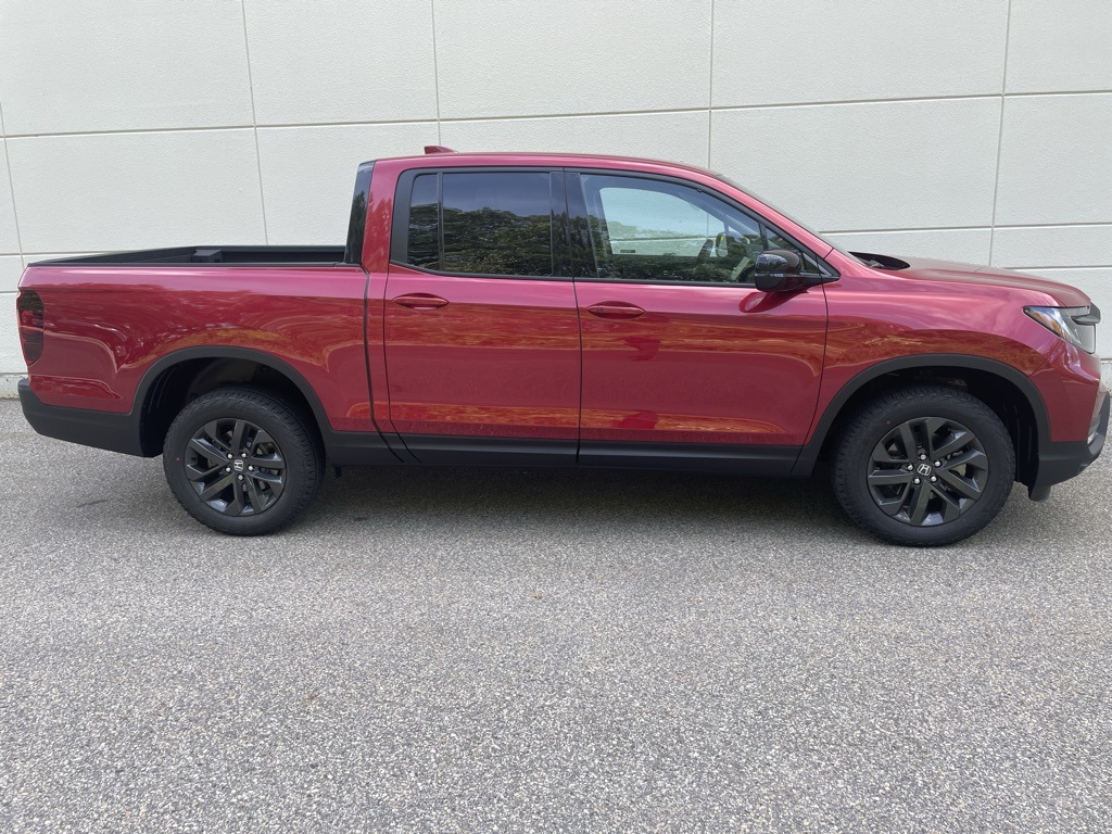 2025 Honda Ridgeline Sport photo 3