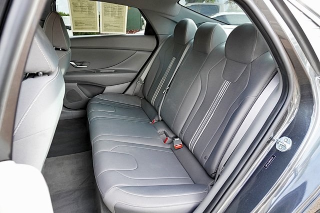 Used 2021 Gray Hyundai SEL image 14