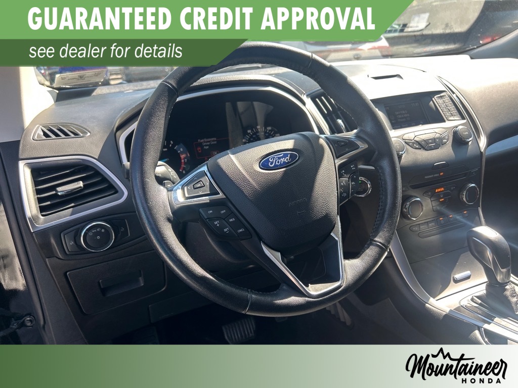 2017 Ford Edge SEL photo 6