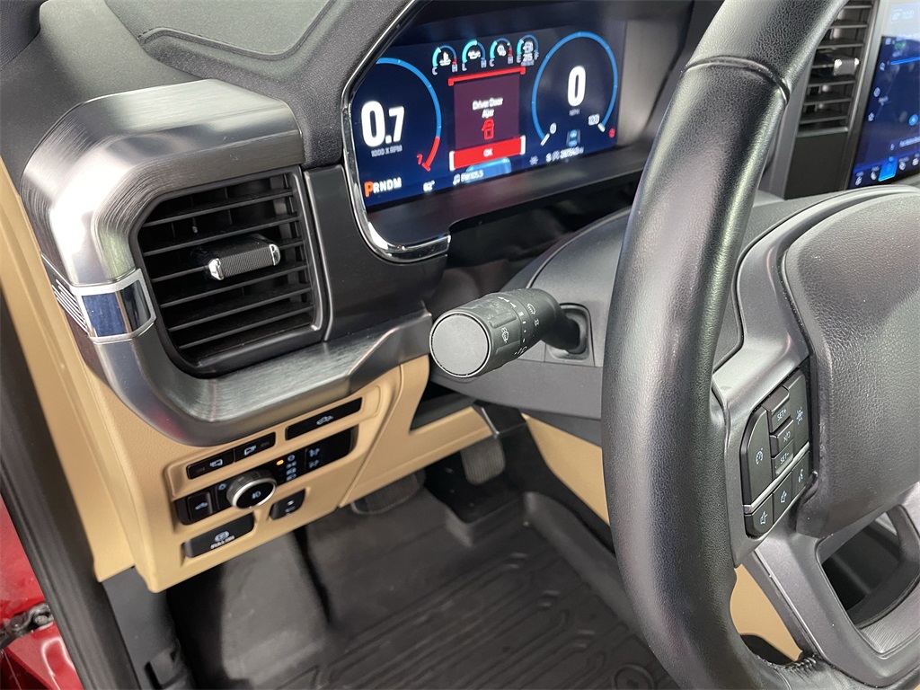 2023 Ford F-150 Lariat photo 22
