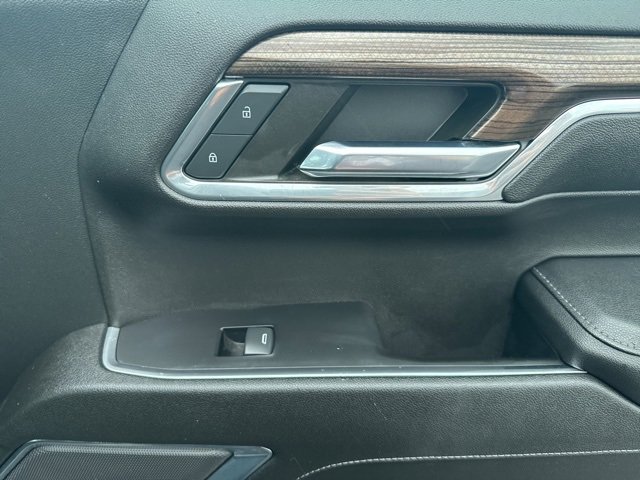 2023 Chevrolet Silverado 1500 LT photo 17