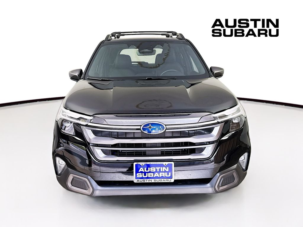 2025 Subaru Forester Limited photo 2