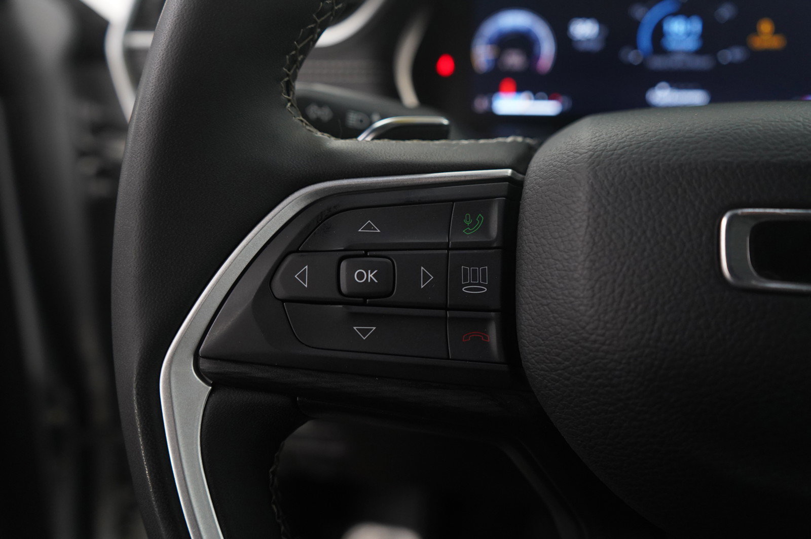 2023 Jeep Grand Cherokee Altitude photo 15