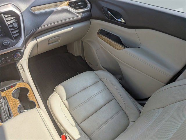 2017 Gmc Acadia Denali photo 16