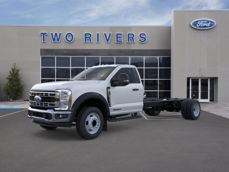 2026 Ford F-550 Super Duty Chassis Cab XL's photo