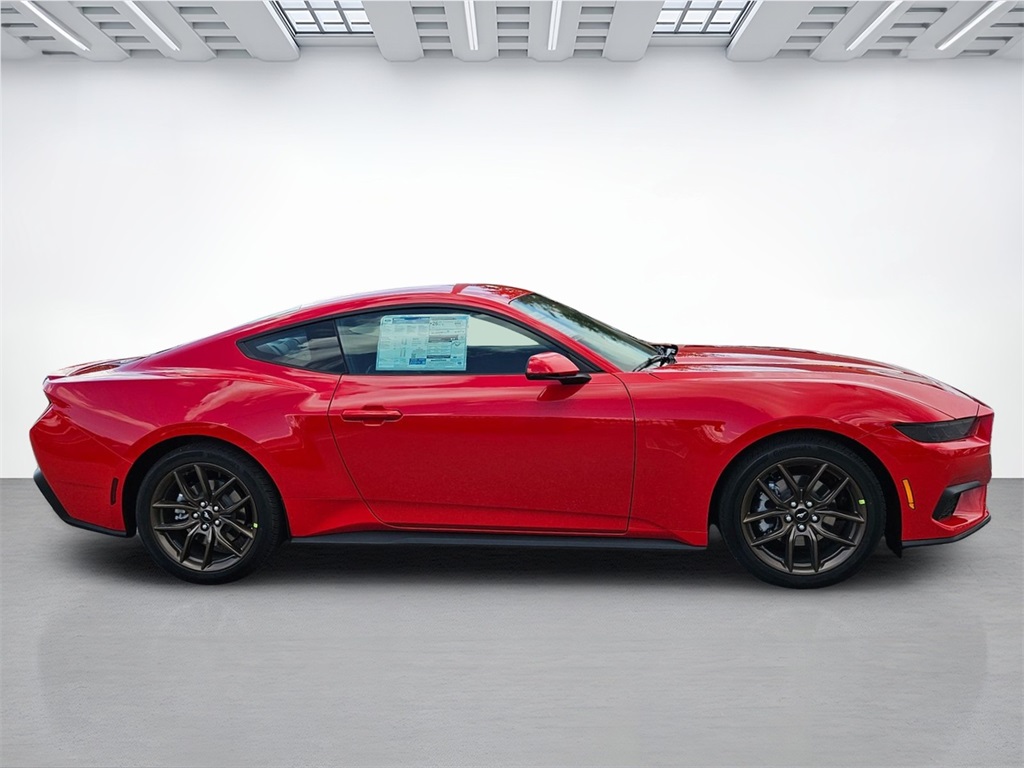 2025 Ford Mustang EcoBoost Premium photo 4