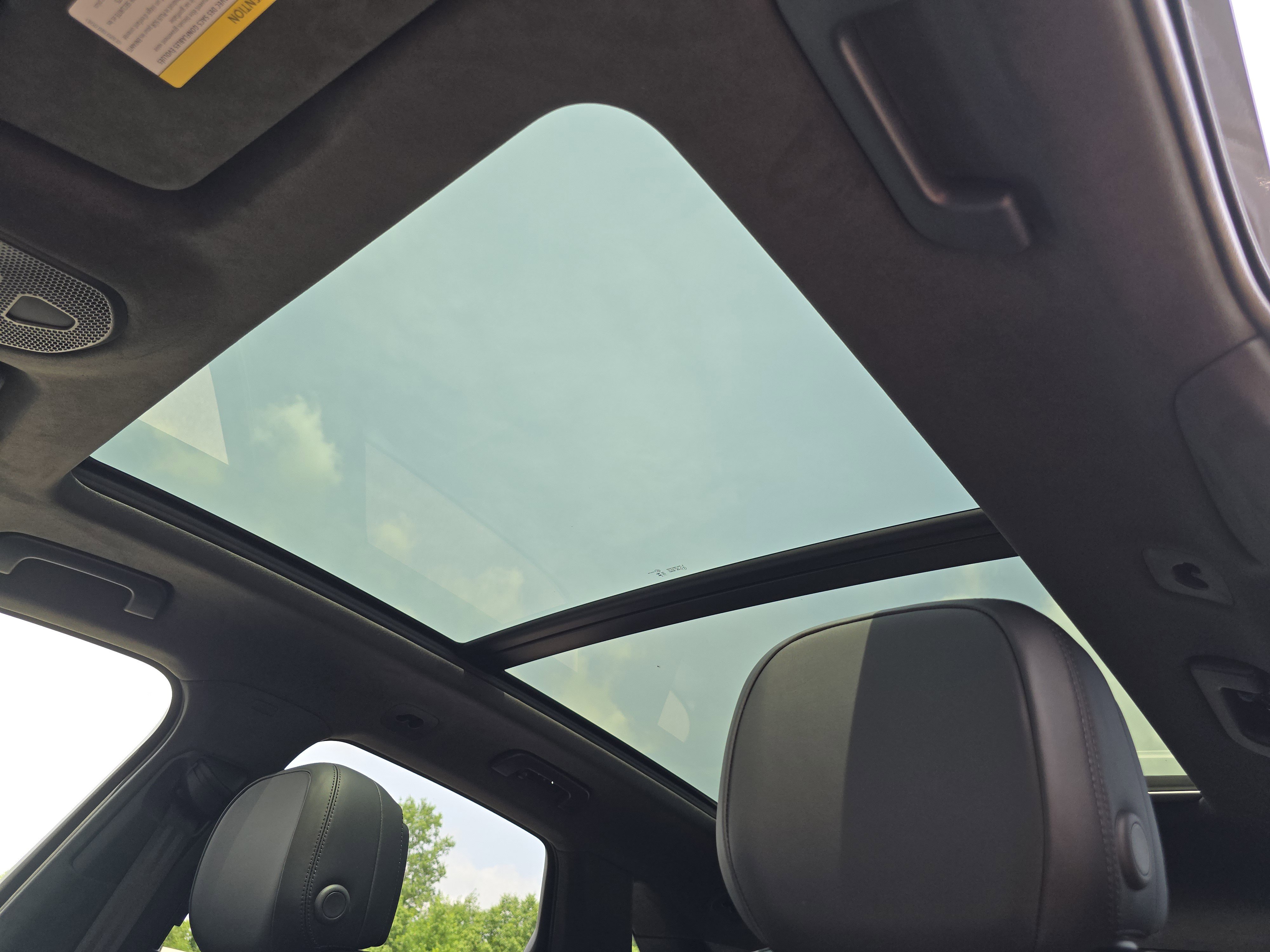 2025 Porsche Cayenne GTS photo 3
