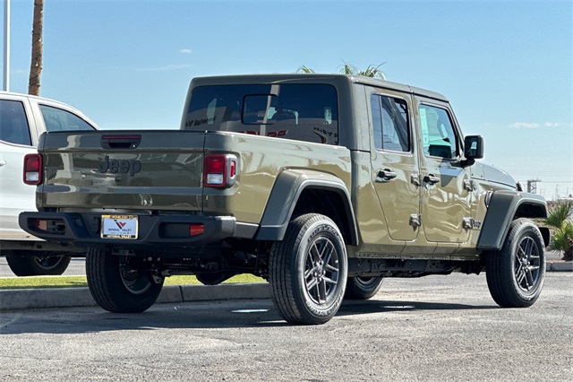 2025 Jeep Gladiator Sport S photo 3
