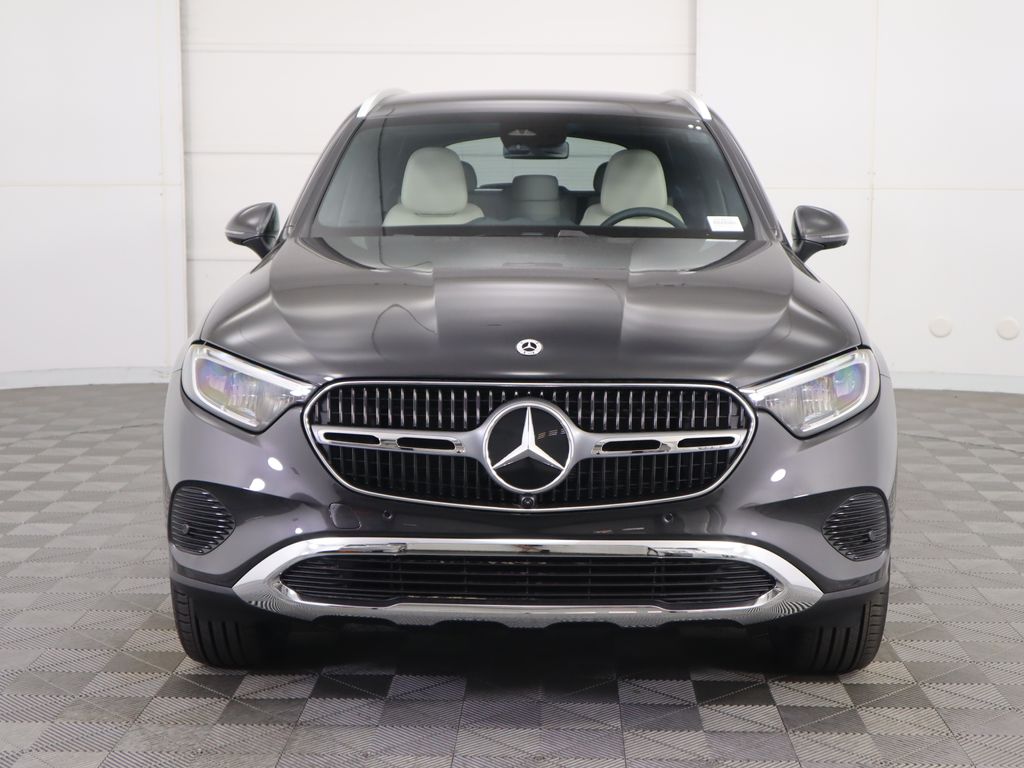 2026 Mercedes Benz GLC 300 4MATIC photo 2