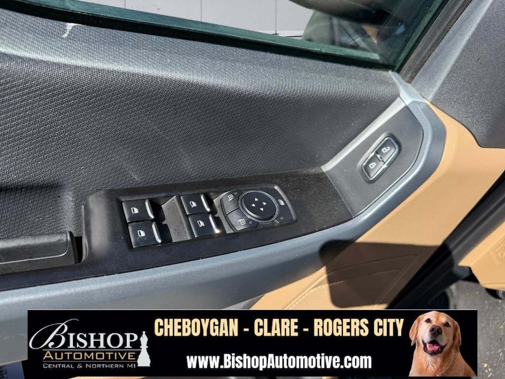 2023 Ford F-150 XLT photo 10