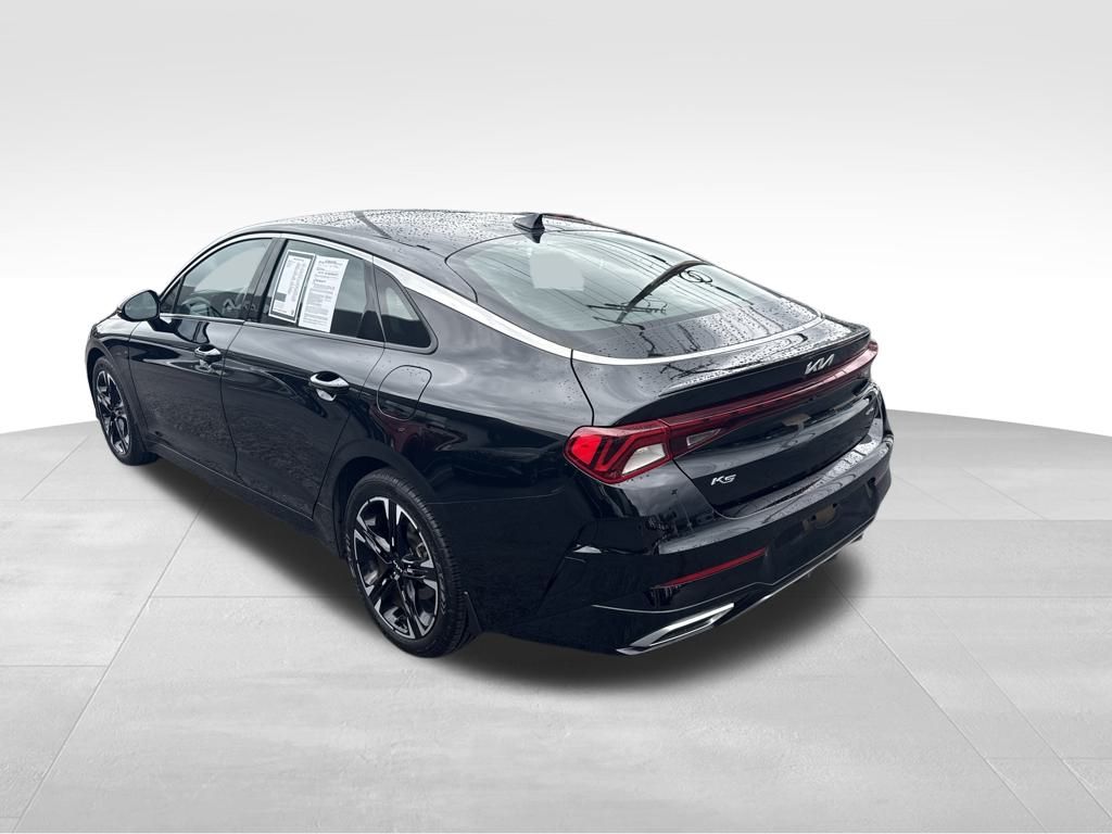 2022 Kia K5 GT-Line photo 3