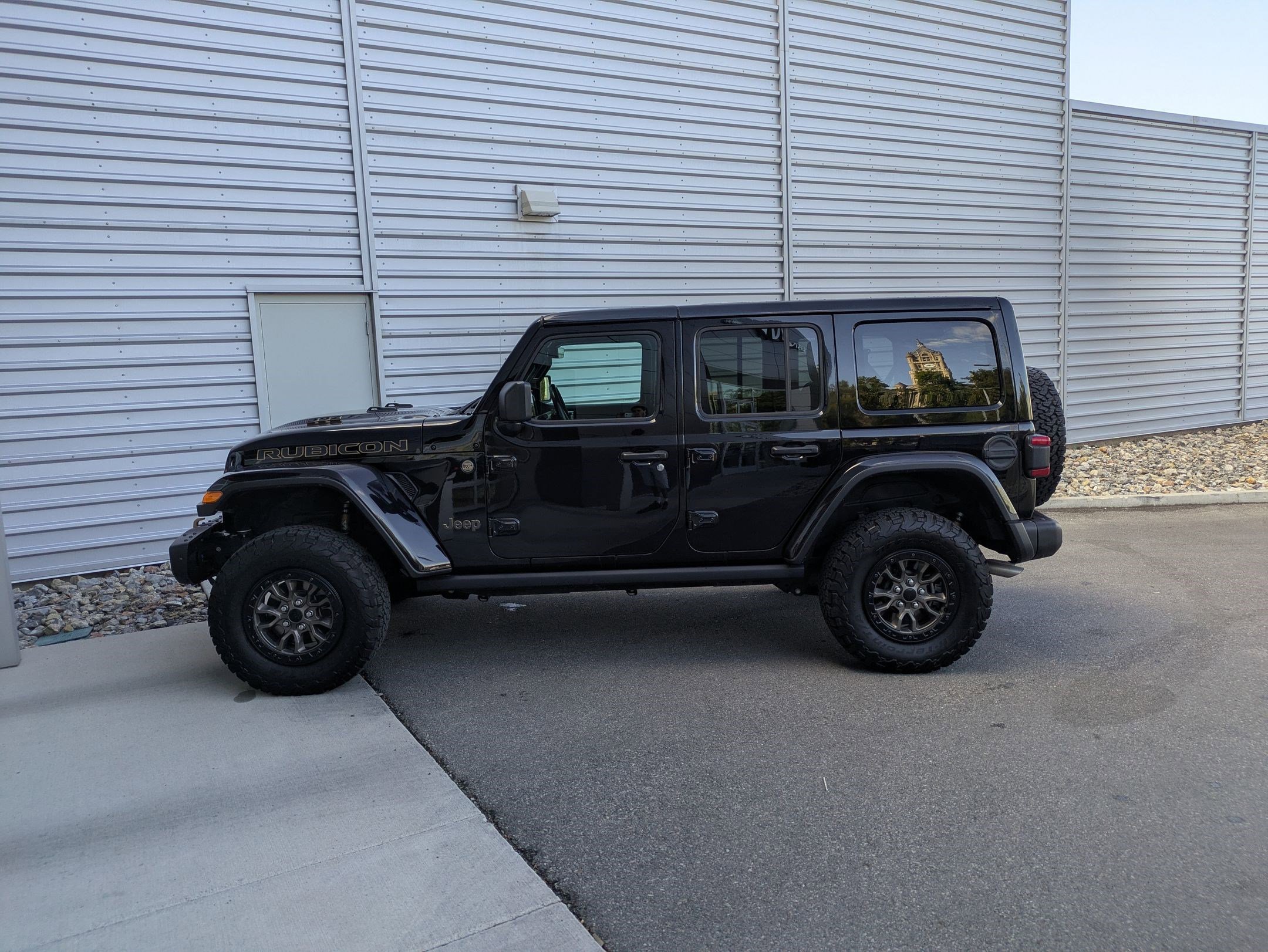 2021 Jeep Wrangler Unlimited Rubicon 392 photo 2
