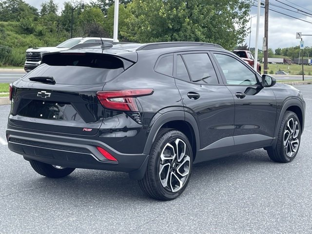 2025 Chevrolet Trax photo 7
