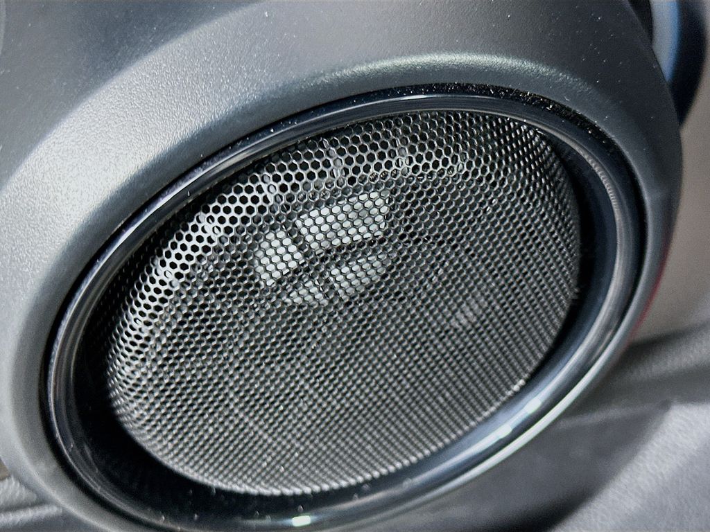2024 Mini Cooper SE Signature photo 14