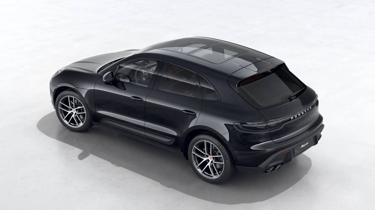 2026 Porsche Macan T photo 4