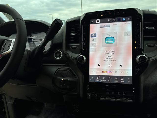 2025 Ram 2500 Tradesman photo 13