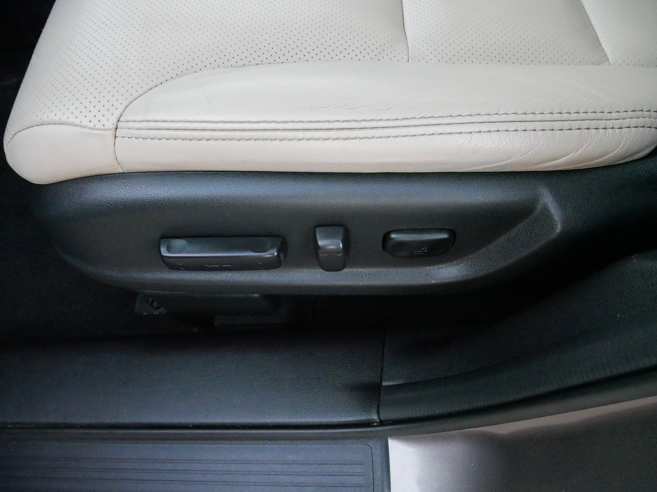 2016 Honda CR-V EX-L photo 17
