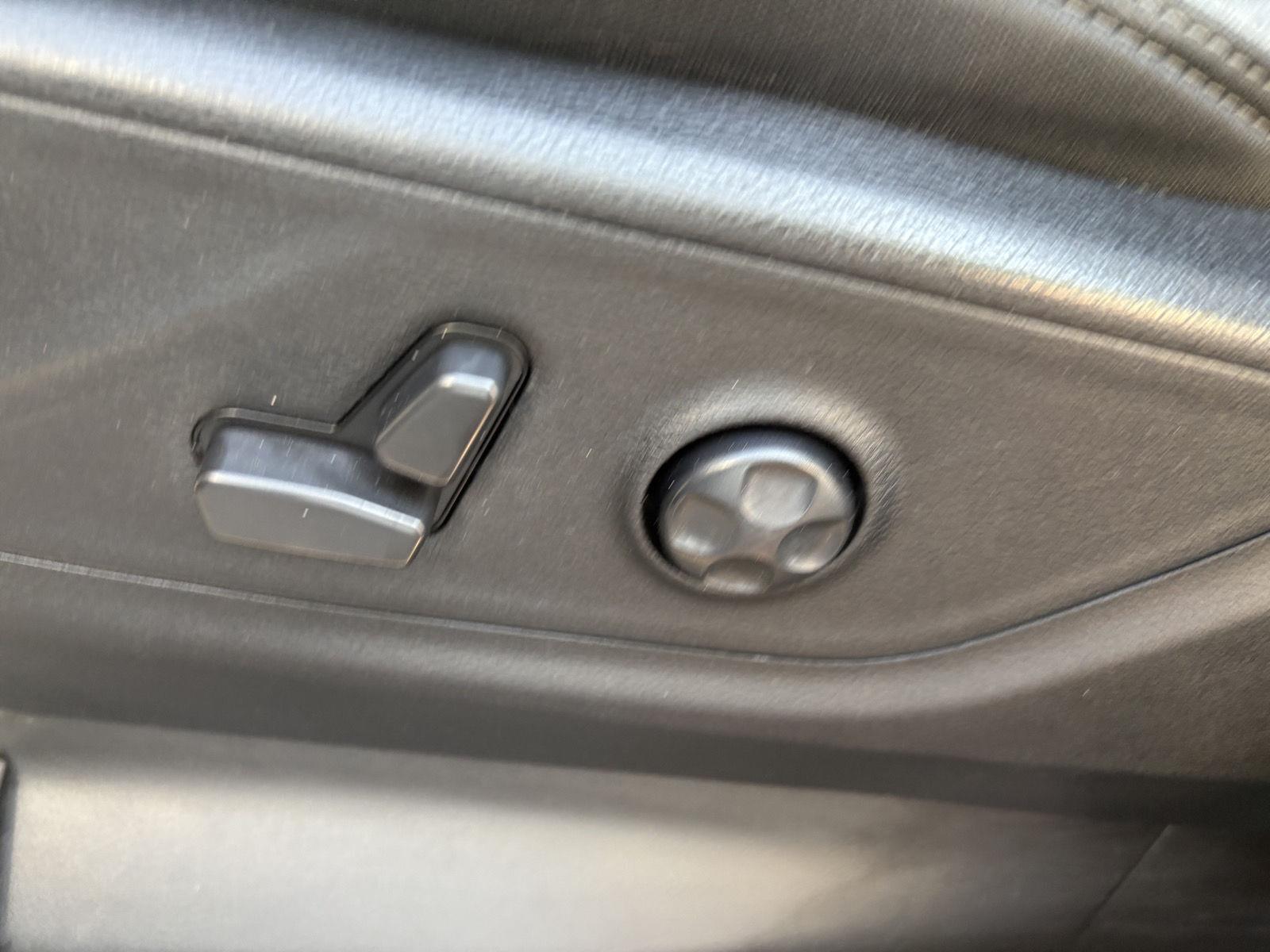 2021 Ram 1500 Big Horn photo 9