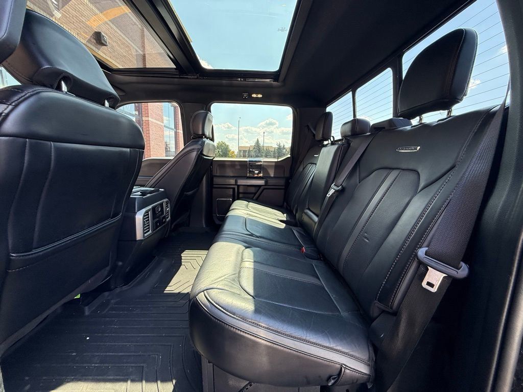 2020 Ford F-450 Platinum photo 8