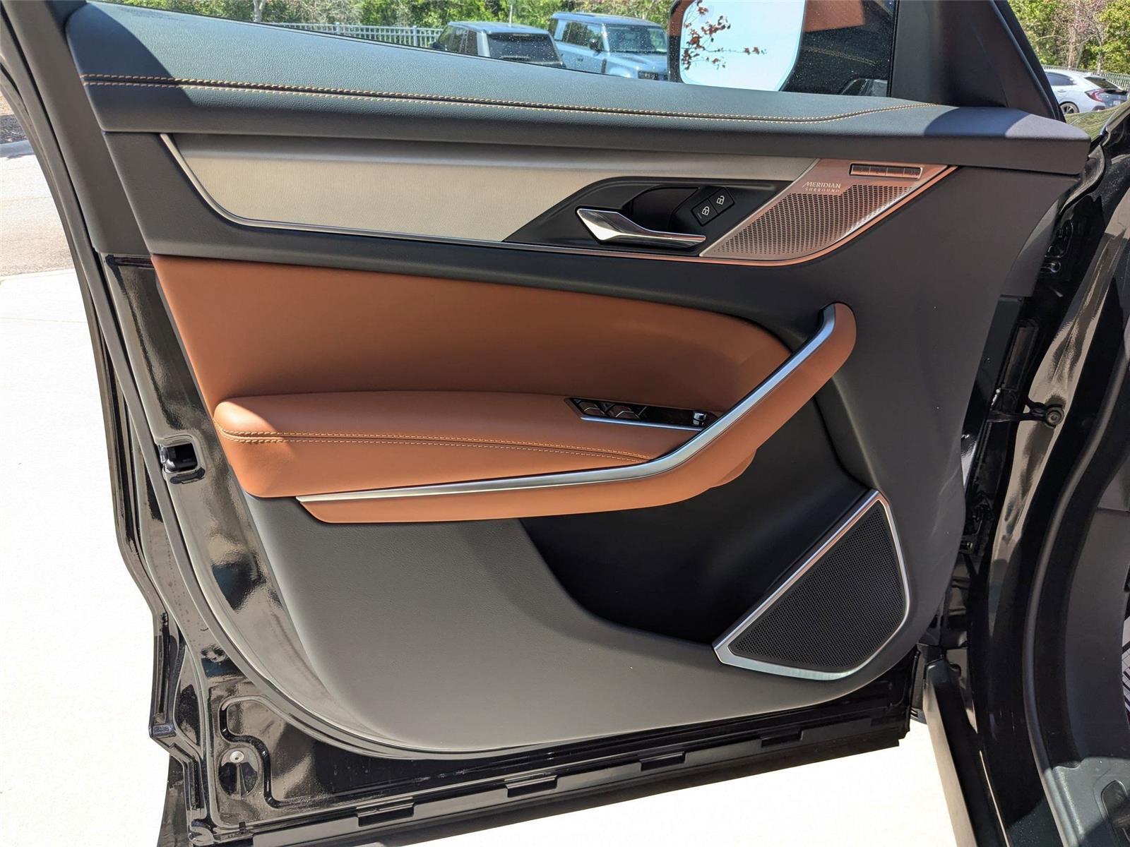 2026 Jaguar F-PACE P250 R-Dynamic S photo 8