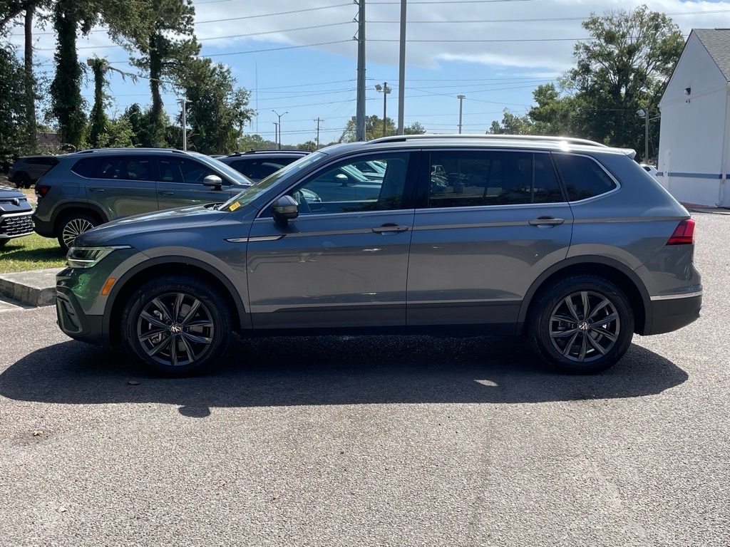 2022 Volkswagen Tiguan SE photo 26
