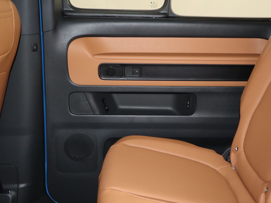 2025 Volkswagen ID. Buzz Pro S photo 26