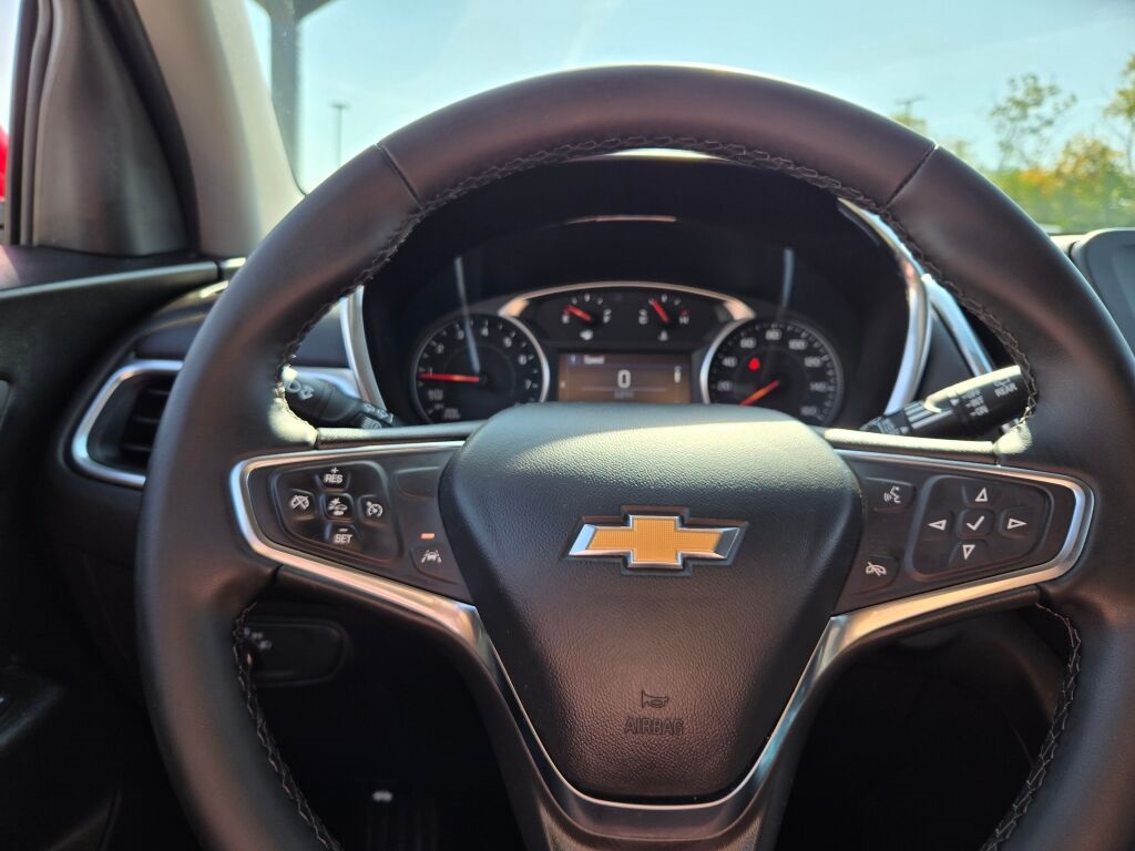 2024 Chevrolet Equinox LT photo 26