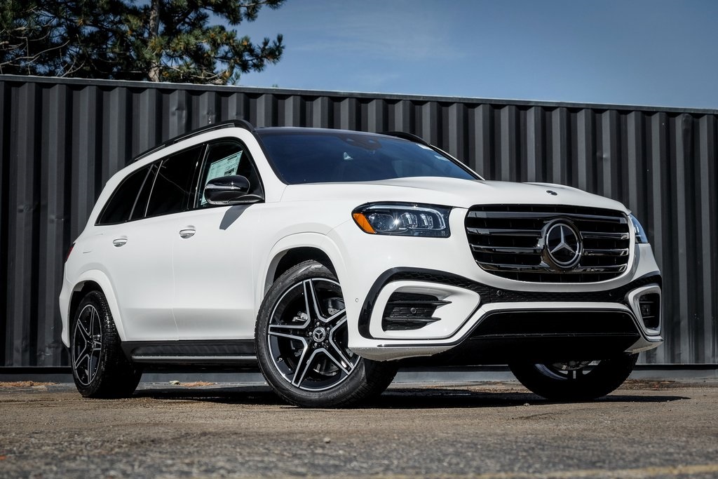 2026 Mercedes-Benz GLS Base's photo