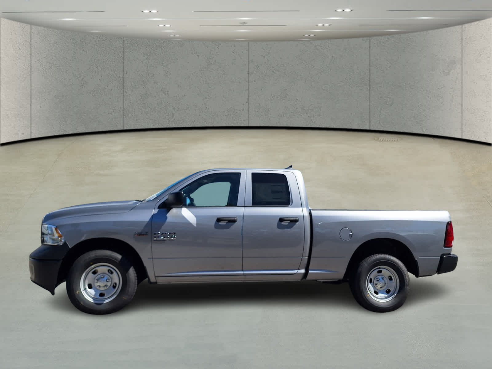 2024 Ram 1500 Classic Tradesman photo 8