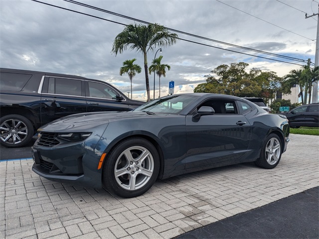 2023 Chevrolet Camaro 1LS 1LT photo 4