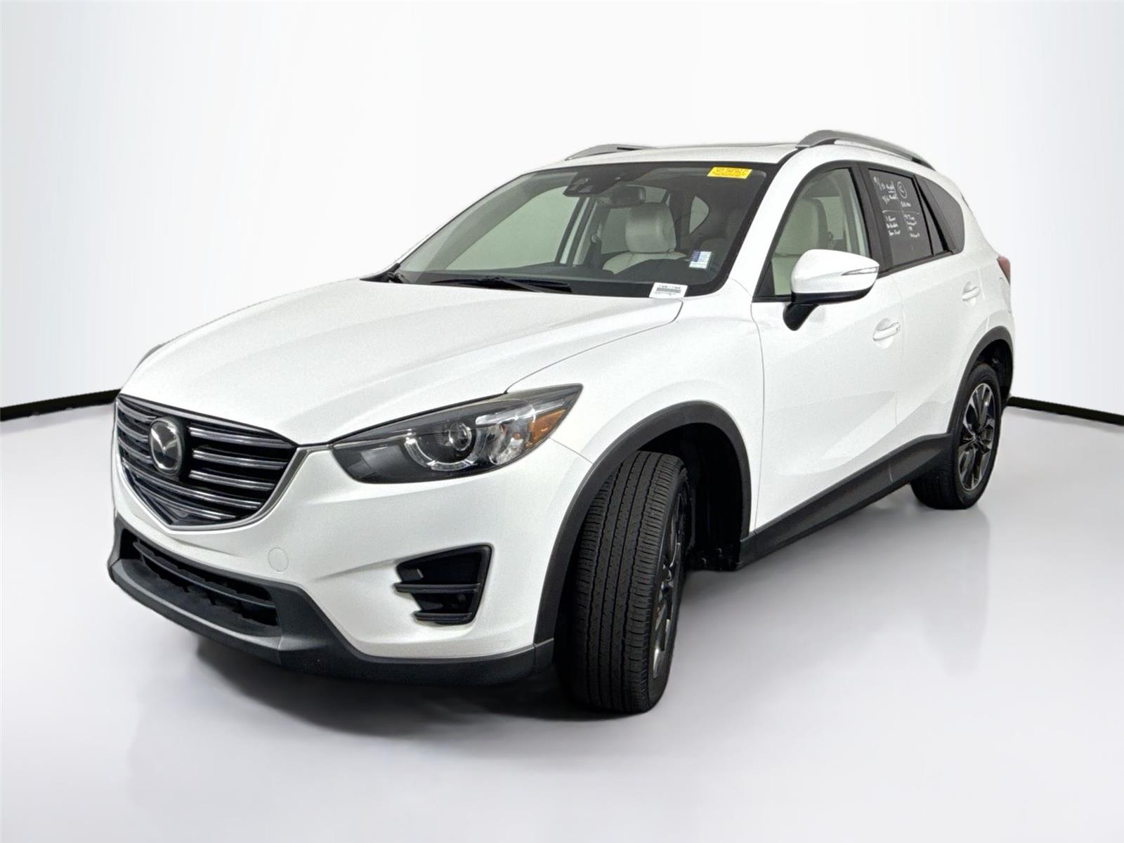 2016 Mazda CX-5 Grand Touring photo 2