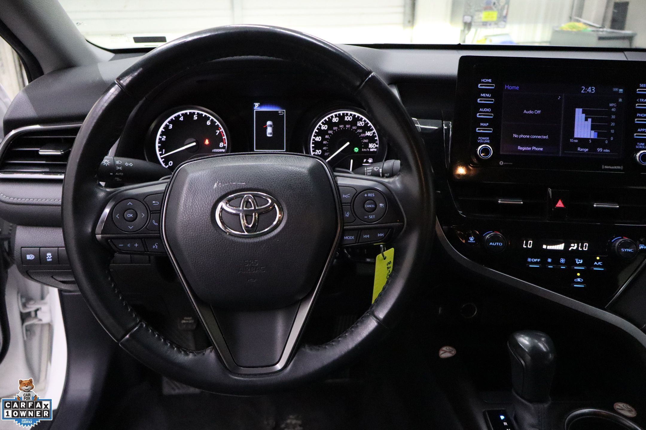 2023 Toyota Camry SE photo 13