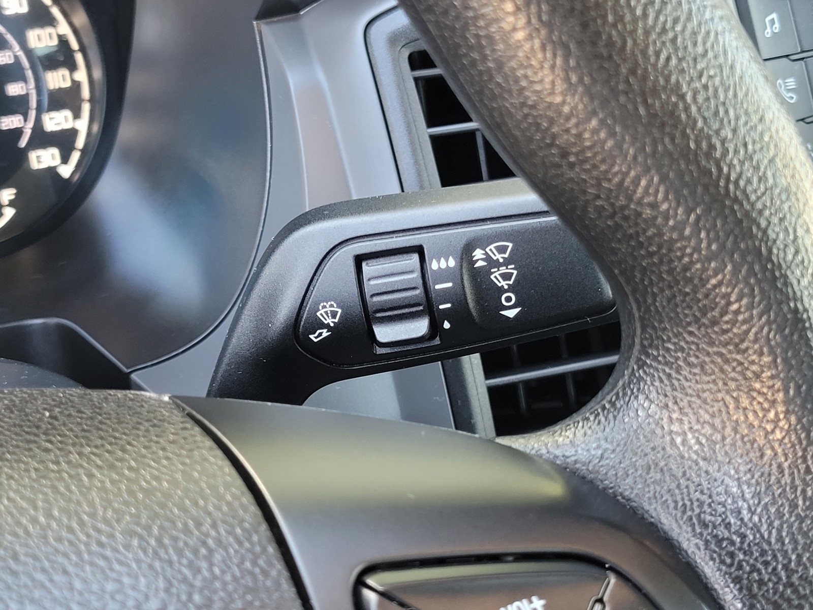 2021 Ford Ranger XL photo 24