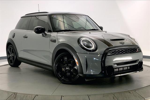 2023 MINI 3 Door