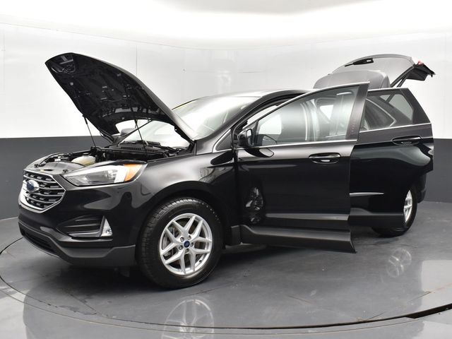 2022 Ford Edge SEL photo 24