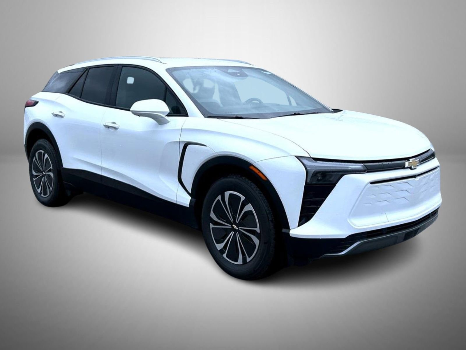 2026 Chevrolet Blazer EV photo 3