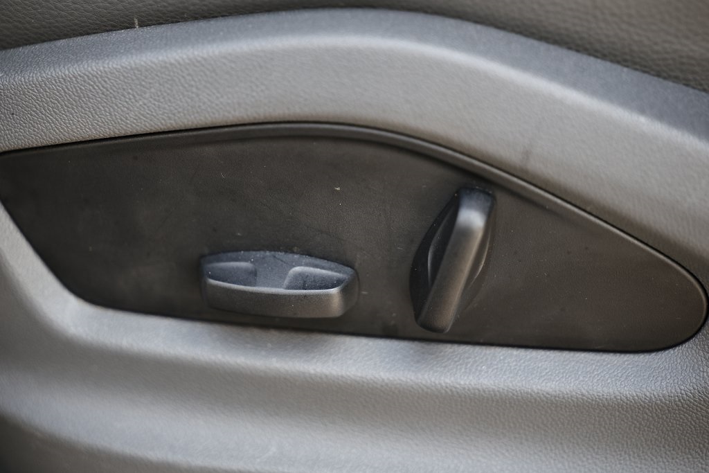 2022 Porsche Cayenne Base photo 24
