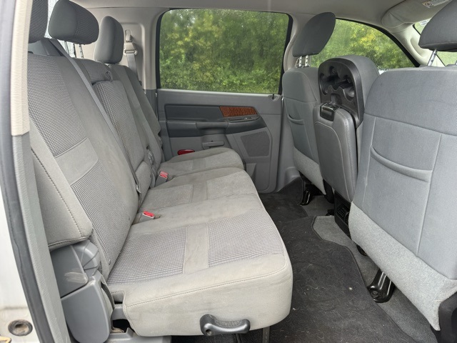 2006 Dodge Ram 3500 SLT photo 7