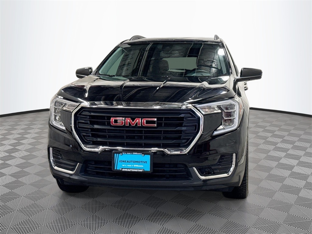 2022 GMC Terrain SLE's photo