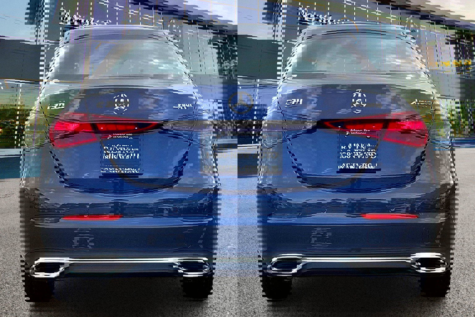 2025 Mercedes Benz C 300 4MATIC photo 4