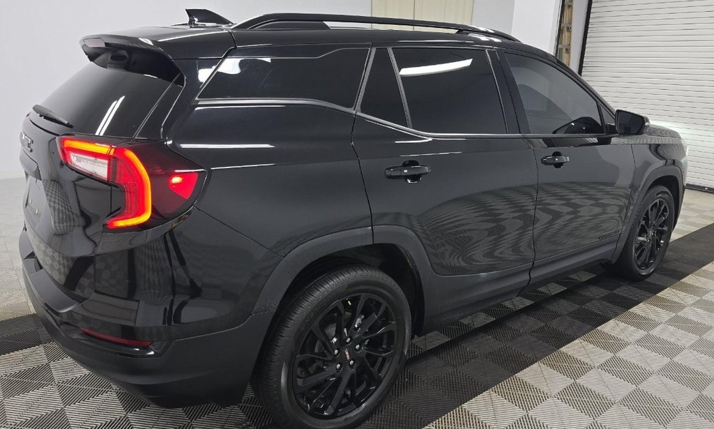 2023 Gmc Terrain SLT photo 3