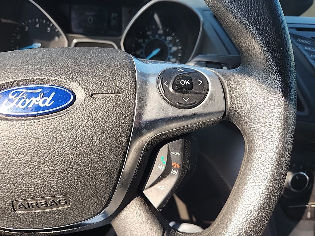 2014 Ford Escape S photo 15