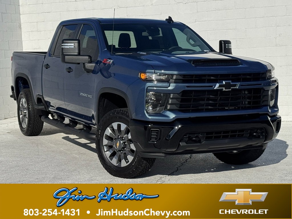 2026 Chevrolet Silverado HD Custom's photo